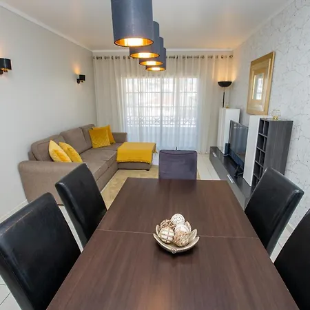 Holiday Albufeira 阿尔布费拉